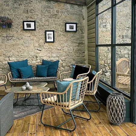 La Des 3 Vila Tamerville