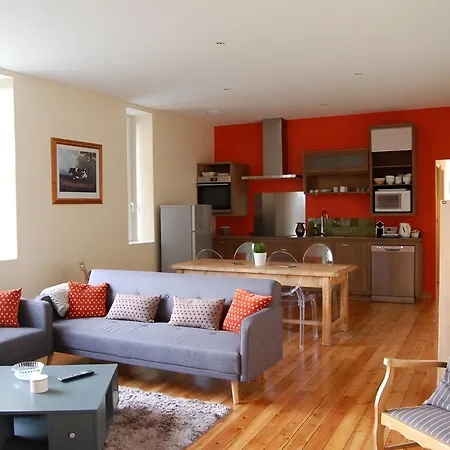 La Des 3 Vila Tamerville